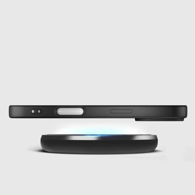 Чехол SBS Instinct для iPhone 17 Black (8018417524479)