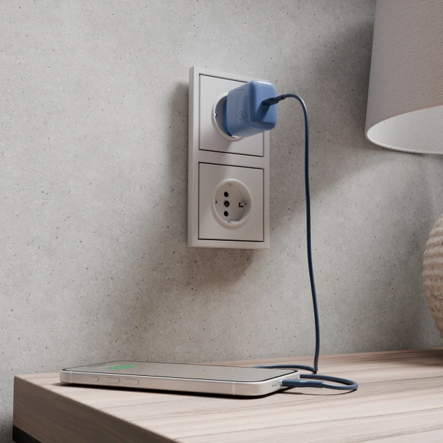 Зарядное устройство Puro Pro Lite 1xUSB-C 30W (8018417528712)