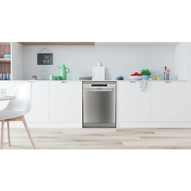 Посудомийна машина Indesit D2F HD624 AS окремостояча 14 комплектів клас E Silver (8050147663035)