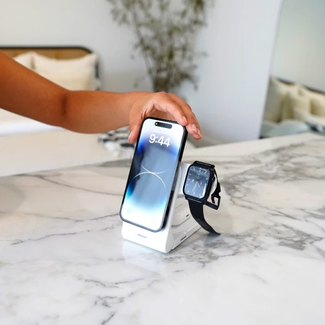 Бездротова зарядка STM ChargeTree MAG 3в1 White (STM-931-398Z-01)