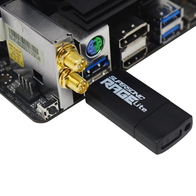 USB-флешка Patriot Memory RAGE LITE 64 ГБ USB 3.2 120 МБ/с Black (814914028957)