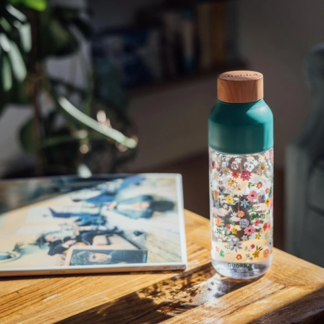 Пляшка для води Quokka Ice 720 ml Spring (6991)