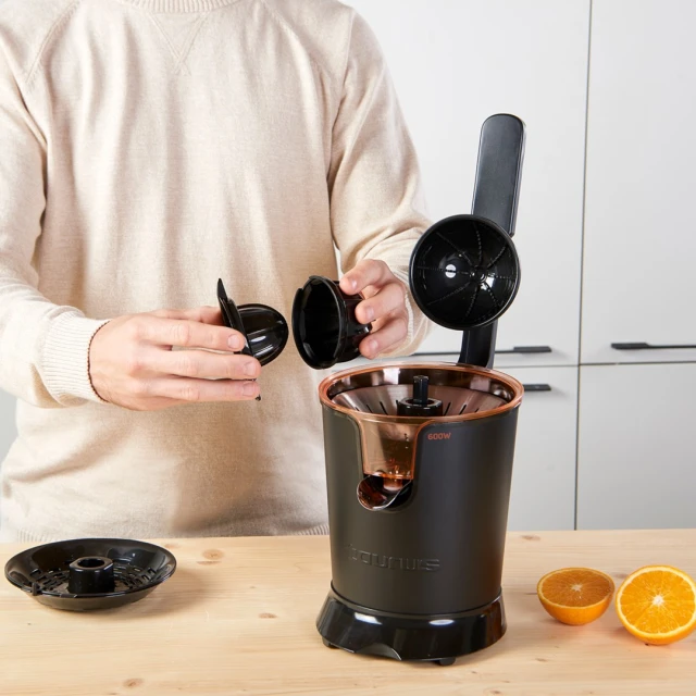 Соковижималка для цитрусових Taurus Easy Press 600 600 Вт (8414234242570)