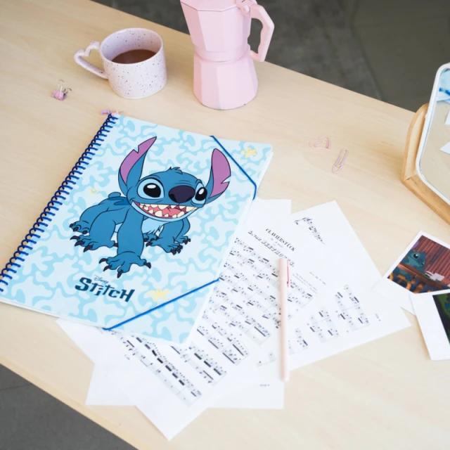 Скоросшиватель A4 Disney Stitch + 30 прозорих файлів (CFA403)