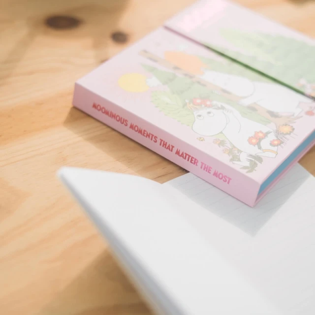 Планер тижневий Moomin A4 з липкими листочками (PSNA010)