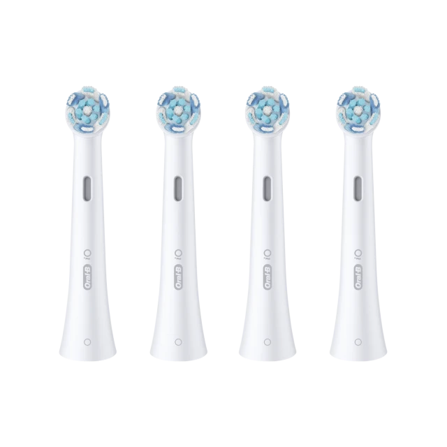 Насадки для зубної щітки Oral-B iO UltimateClean 4 шт White (8700216199513)