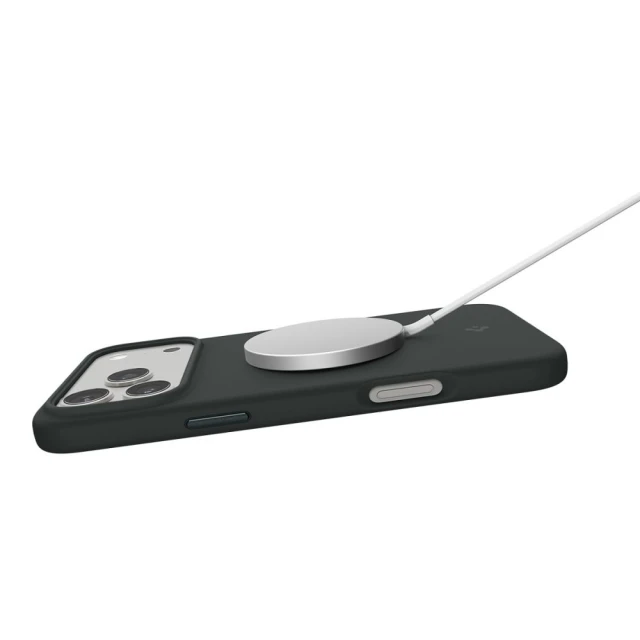 Чехол Spigen Silicone Fit для iPhone 17 Pro Max Green with MagSafe (ACS10271)