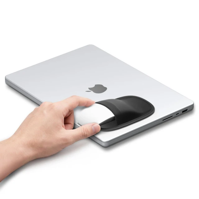 Чохол Spigen LD220 Mouse Sleeve Black (APP11227)