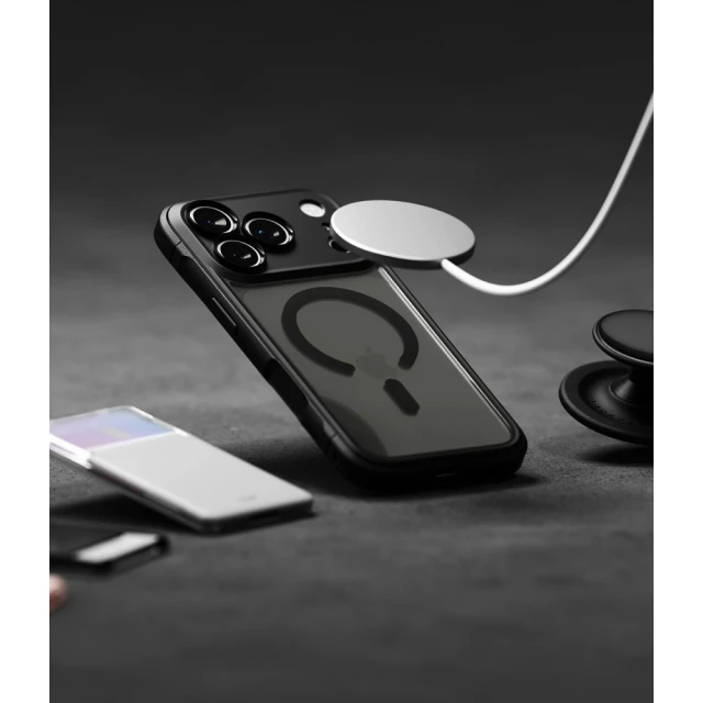 Чохол Ringke Fusion Bold Magnetic для iPhone 18 Pro Max | 17 Pro Max Matte Smoke (8800380461666)
