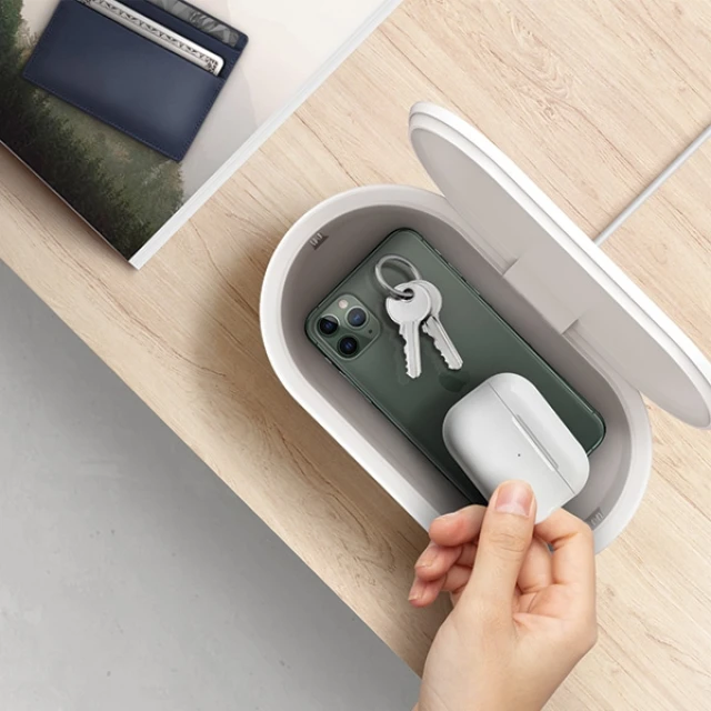 Дезінфекційний кейс із бездротовою зарядкою Uniq Air Capsule LYFRO UV-C 10W White (LYFRO-AIRCAPW-WHT)
