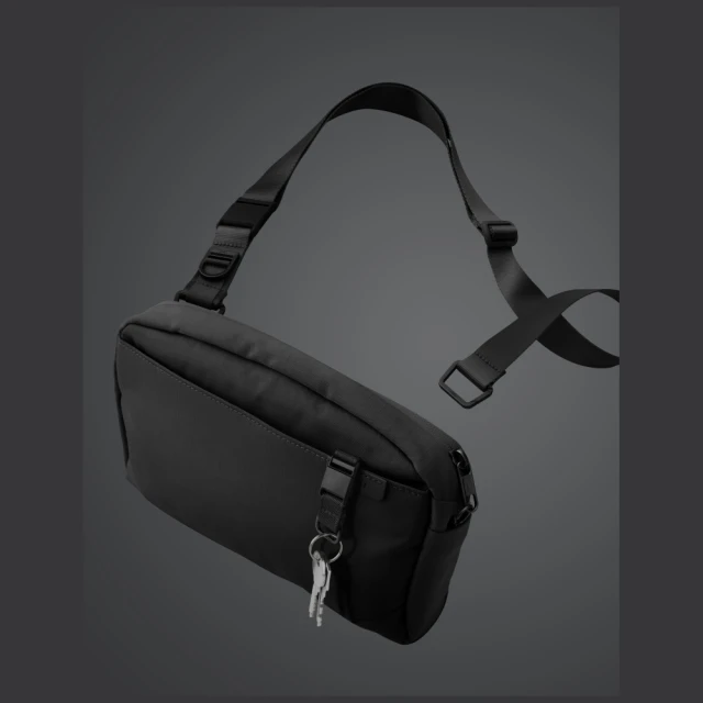 Сумка Uniq Arden Sling 2L Black (UNIQ-ARDEN(2L)SB-MNBLK)