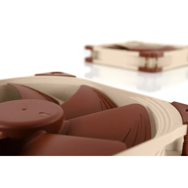 Вентилятор Noctua NF-A14 5V PWM 140 мм (9010018100235)