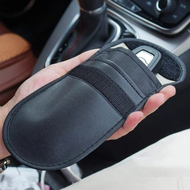 Чохол з блокуванням сигналу HRT Radio Blocking для Car Keys Black (9111201906846)